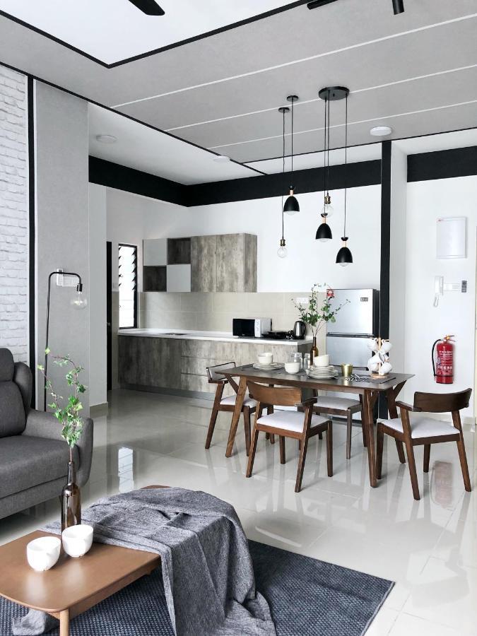 Atlantis Residences 1br By 360 *